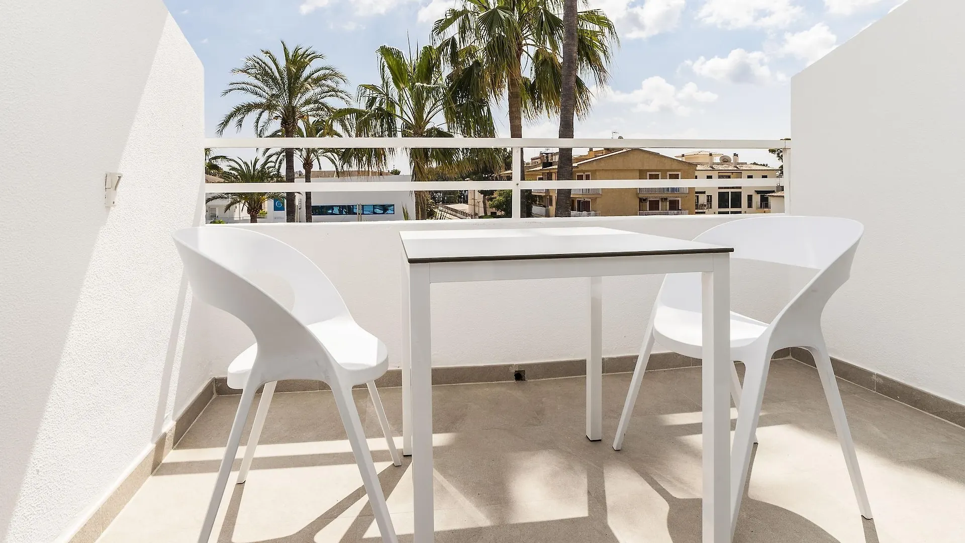 Aparthotel Hoposa Hotel & Apartaments Villaconcha Port de Pollenca